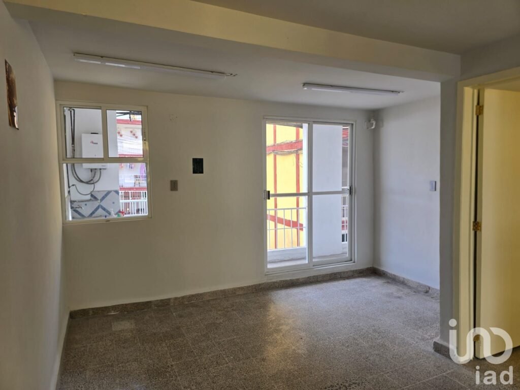 DEPARTAMENTO EN VENTA EN CALLE SECRETARIA DEL TRABAJO # 211 COLONIA CUATRO ARBOLES