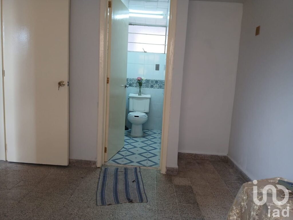 DEPARTAMENTO EN VENTA EN CALLE SECRETARIA DEL TRABAJO # 211 COLONIA CUATRO ARBOLES