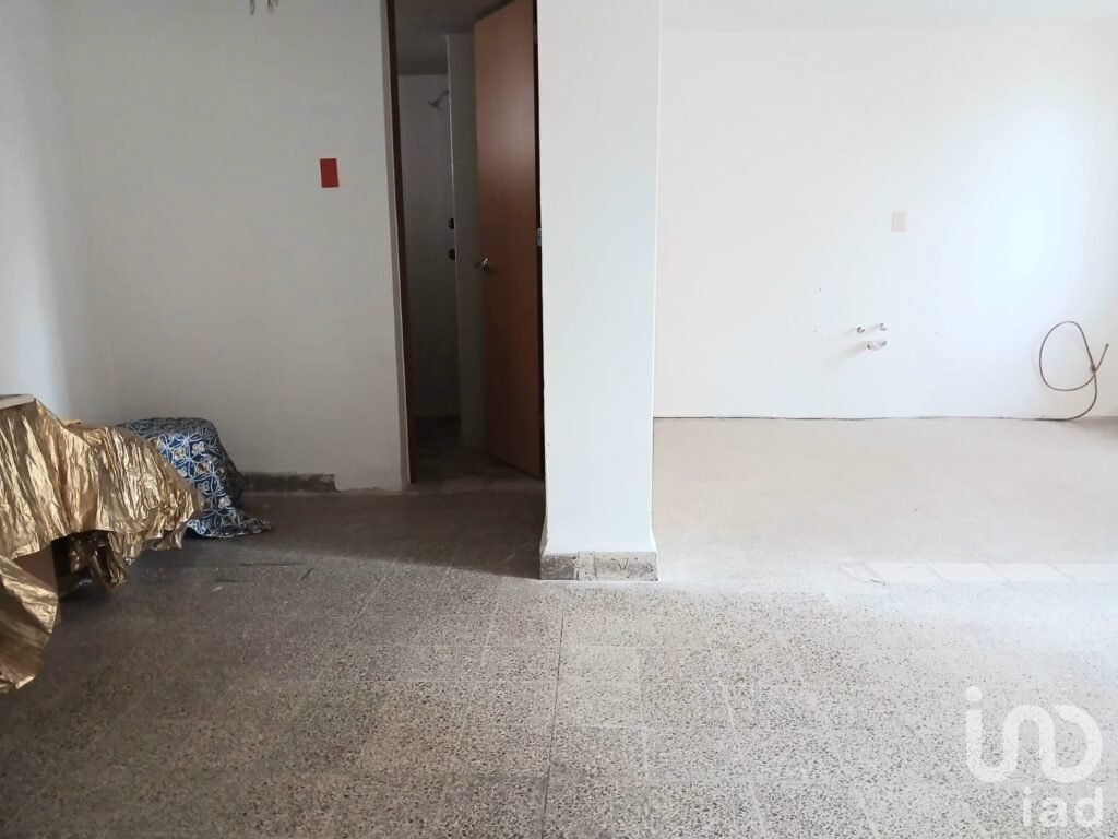 DEPARTAMENTO EN VENTA EN CALLE SECRETARIA DEL TRABAJO # 211 COLONIA CUATRO ARBOLES