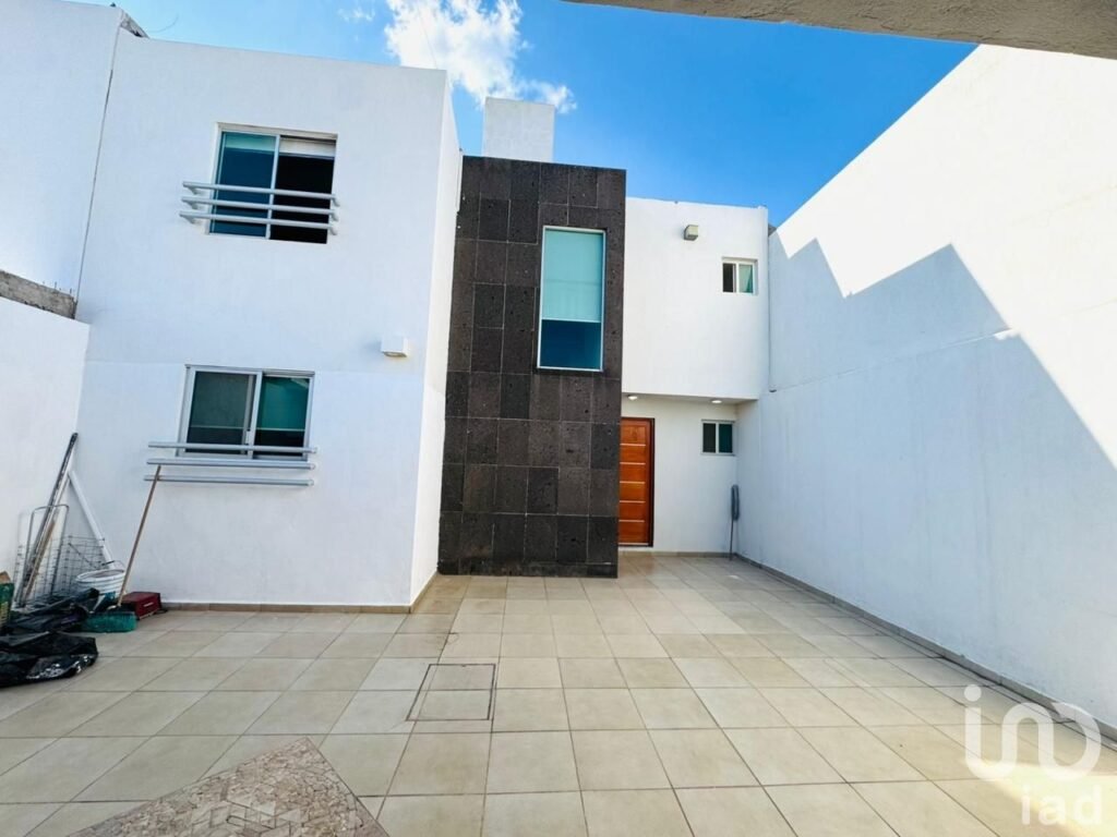 VENTA DE CASA EN VILLA MAGANA 1A SECCION EN LA CIUDAD DE SAN LUIS POTOSI