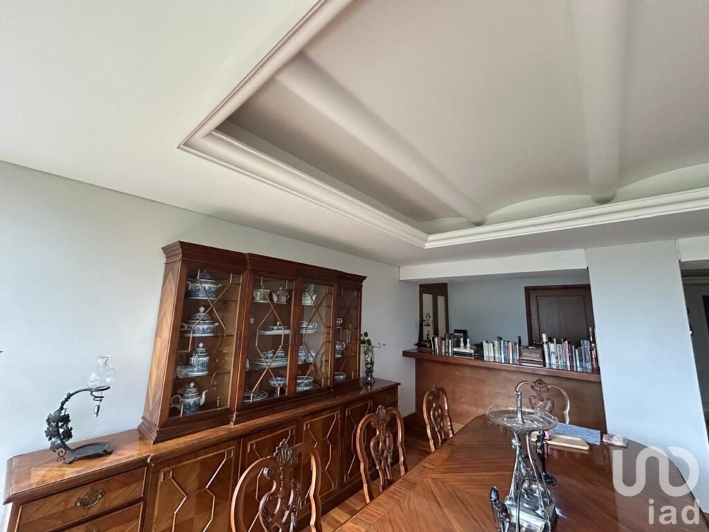 EN VENTA DEPARTAMENTO EN LOMAS COUNTRY CLUB HUIXQUILUCAN CON AMPLIA TERRAZA