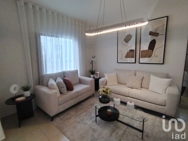 CASA EN CERRADA DE 3 RECAMARAS Y 2 BAÑOS Y MEDIO CON ACCESO CONTROLADO