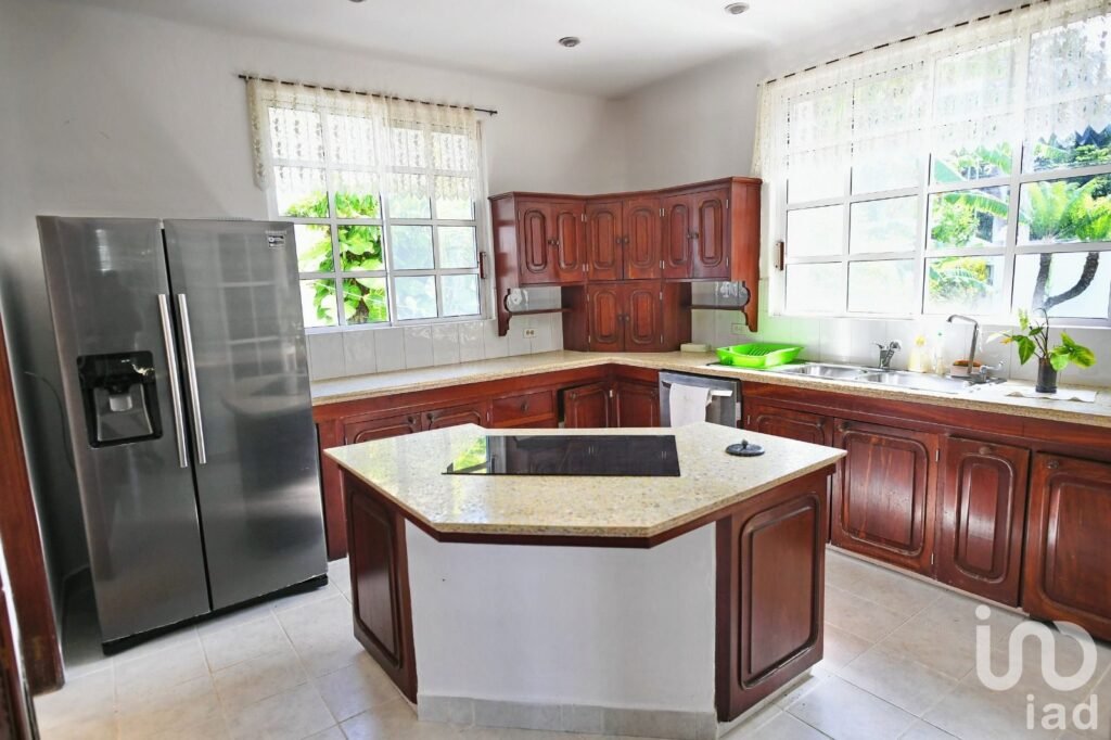 CASA EN VENTA CANCÚN - AV. COLOSIO