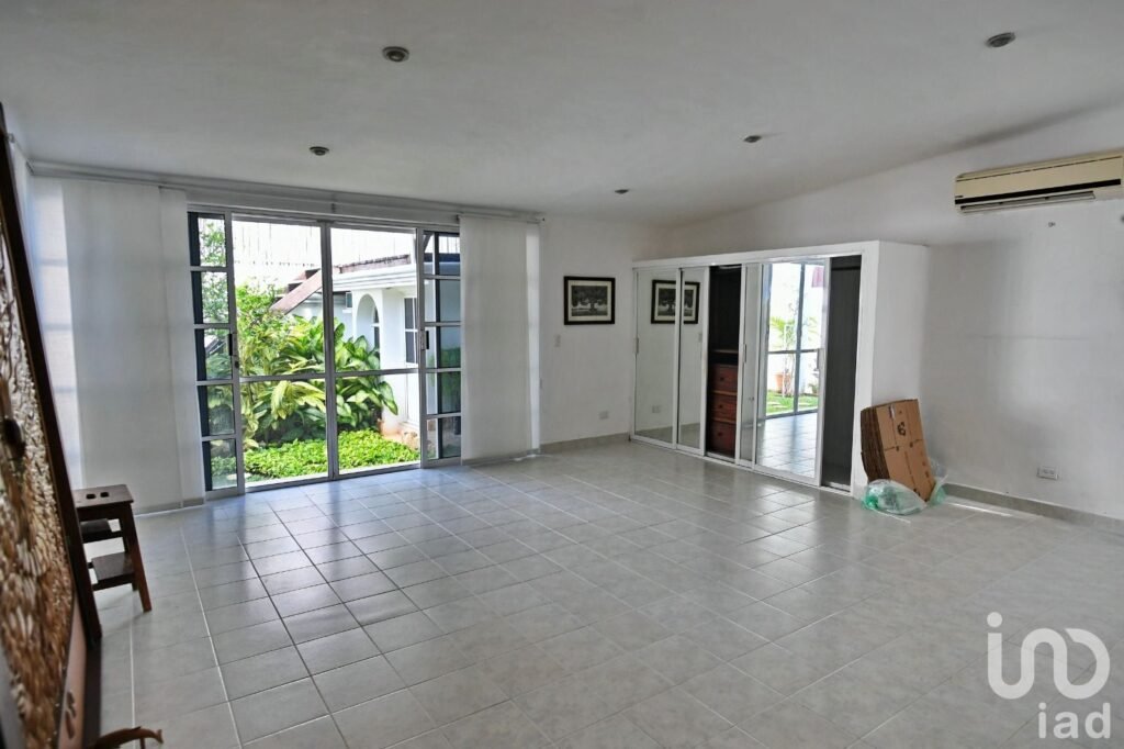 CASA EN VENTA CANCÚN - AV. COLOSIO