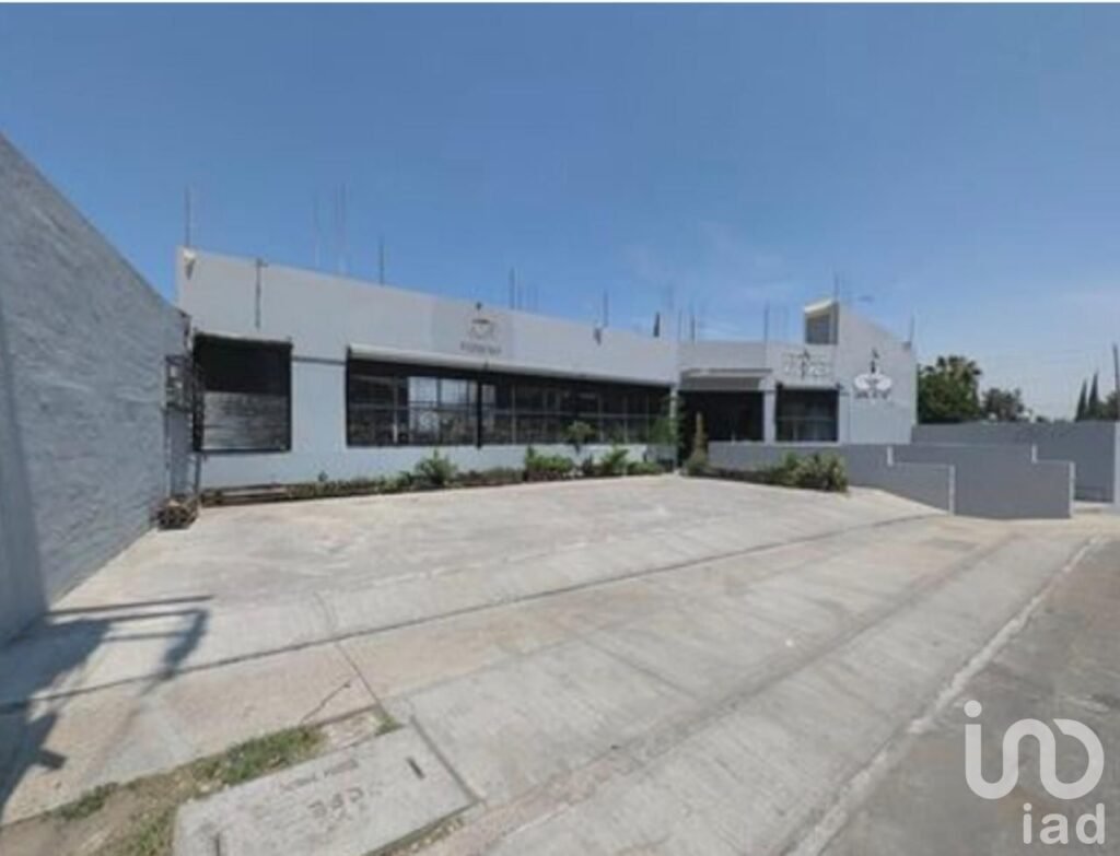 EDIFICIO EN VENTA EN HACIENDA SANTA FE EN TLAJOMULCO DE ZUÑIGA JALISCO