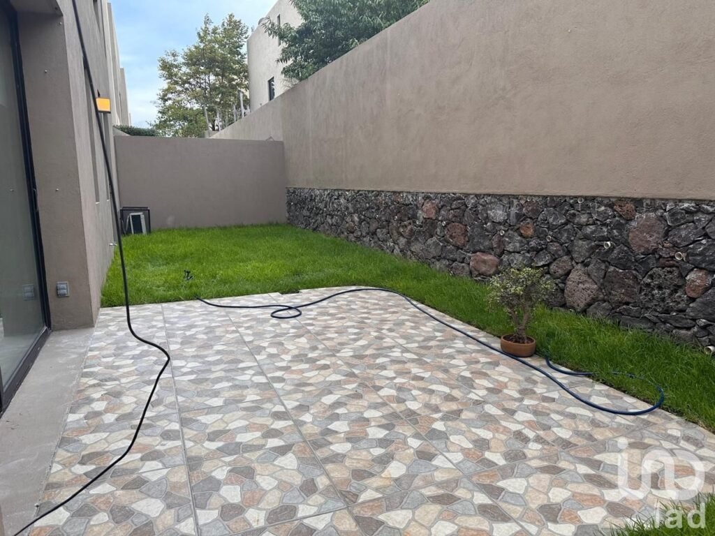 Casa de un piso en Renta en Zibata