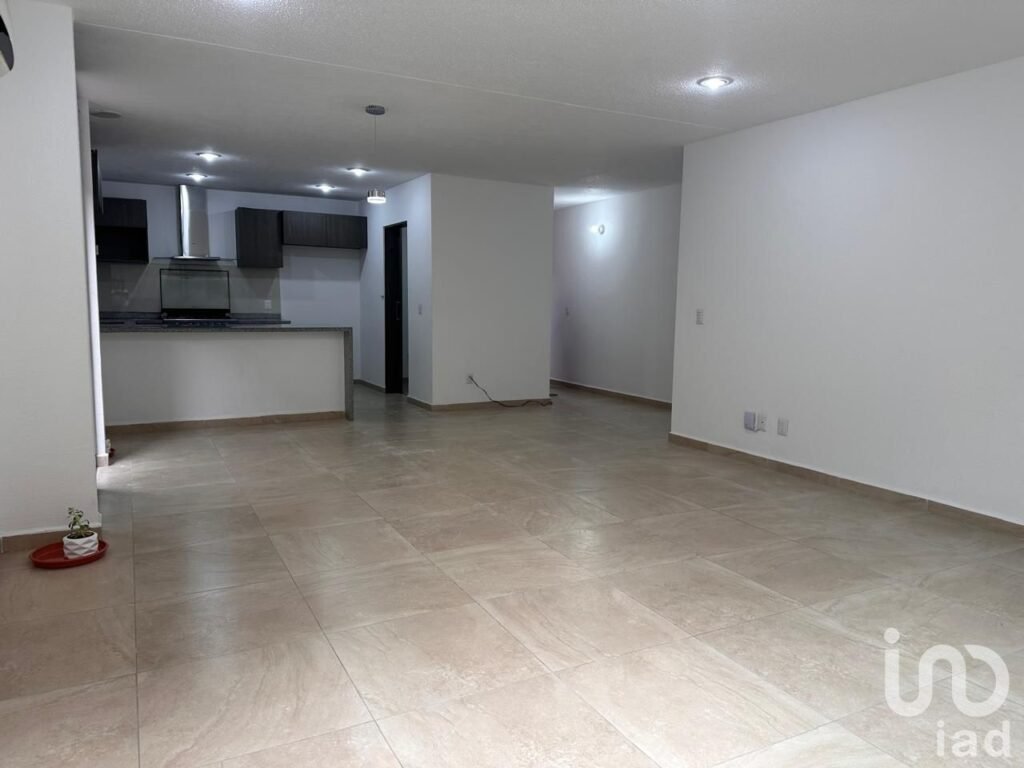 Casa de un piso en Renta en Zibata
