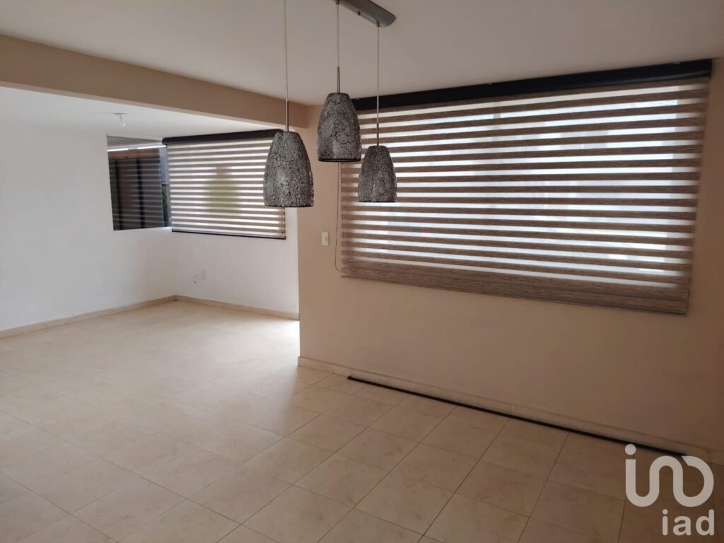 Casa en venta en valle de las flores