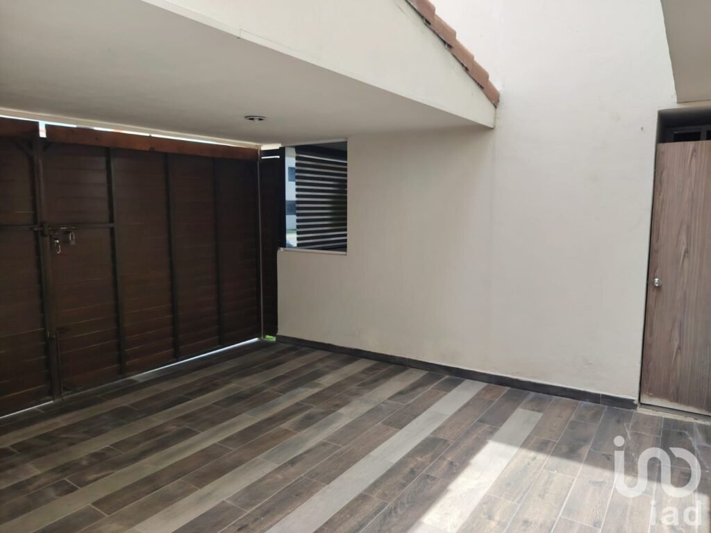 Casa en venta en valle de las flores