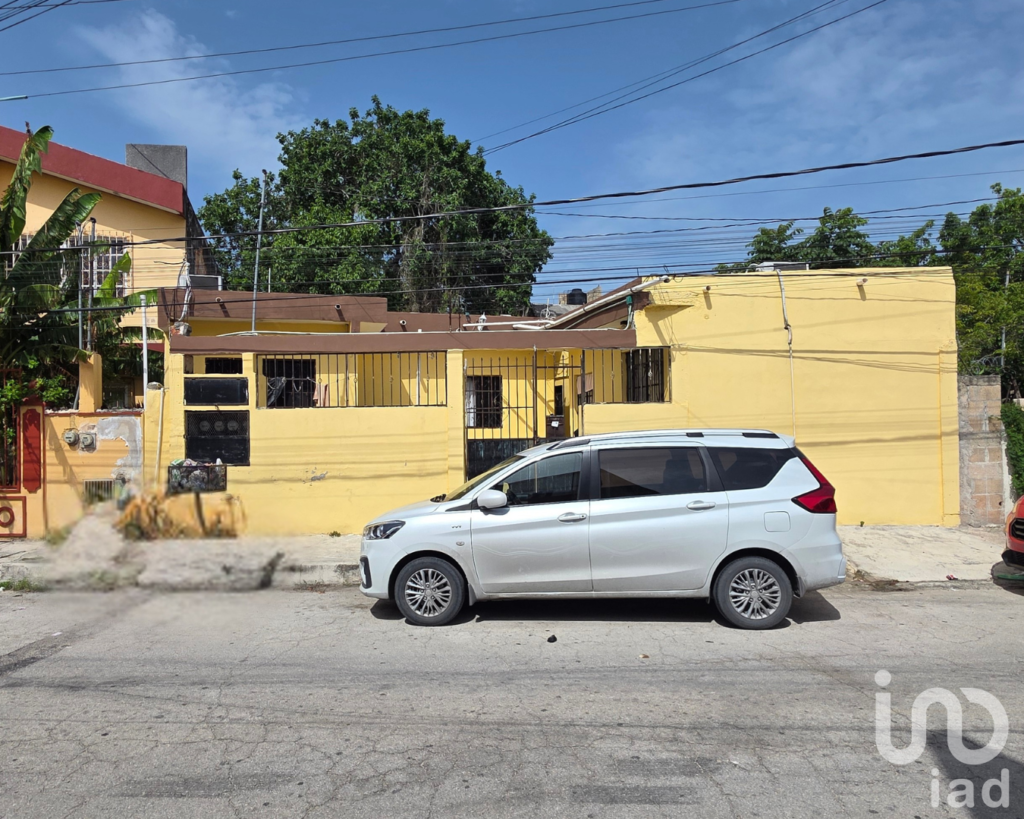 Propiedad de Inversión en Venta en Cancún, con 7 cuartos Rentados, a unos pasos de El Crucero
