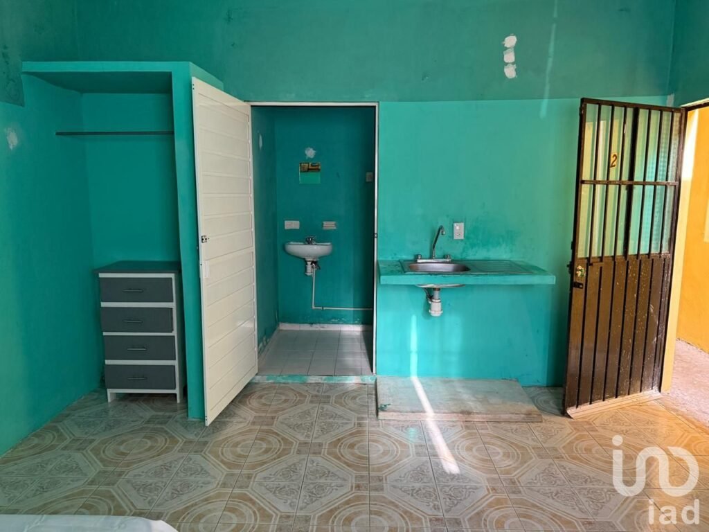 Propiedad de Inversión en Venta en Cancún, con 7 cuartos Rentados, a unos pasos de El Crucero