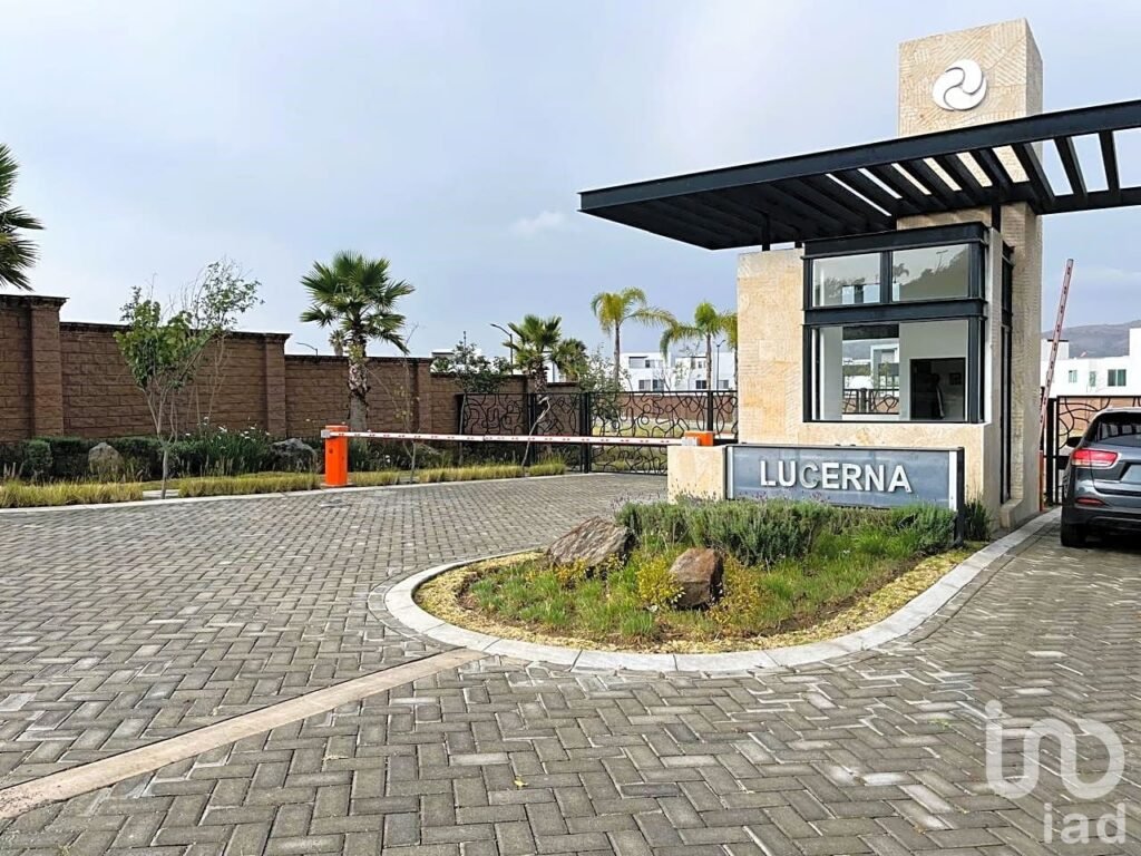 Terreno en venta en Parque Lucerna en Lomas de Angelópilis