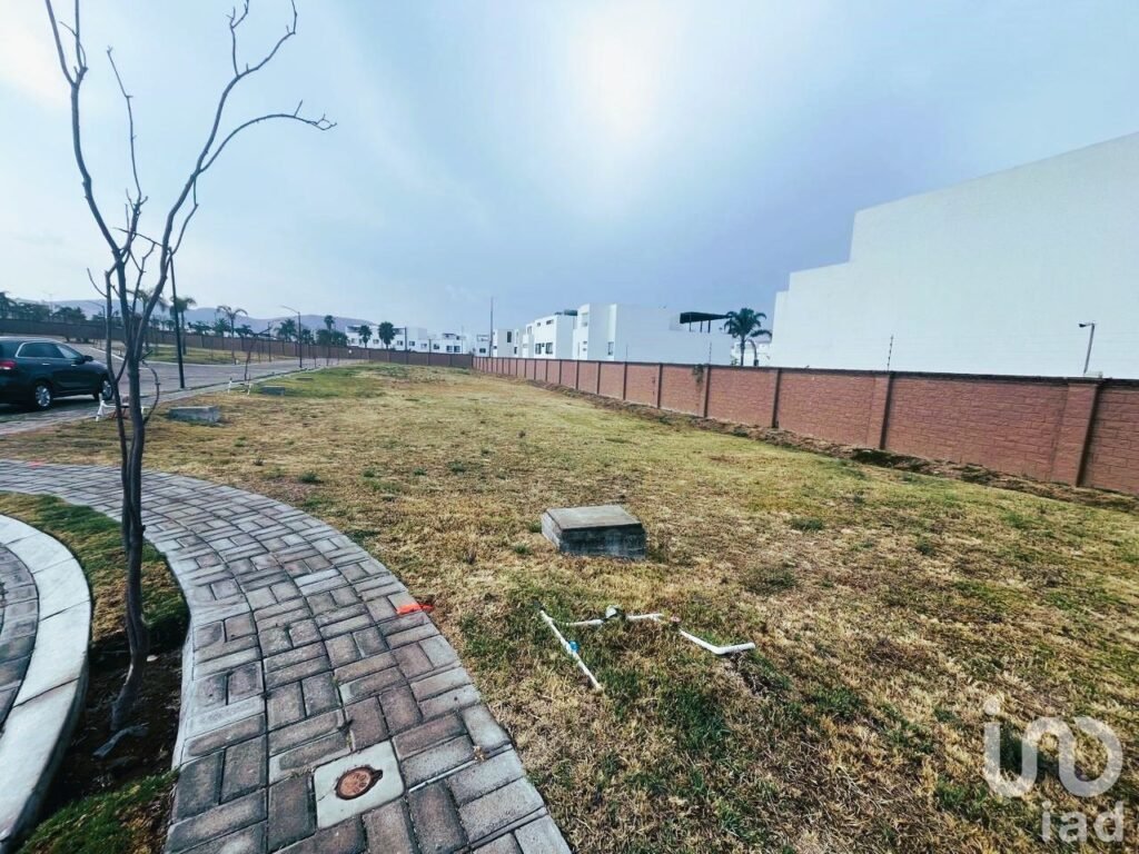Terreno en venta en Parque Lucerna en Lomas de Angelópilis