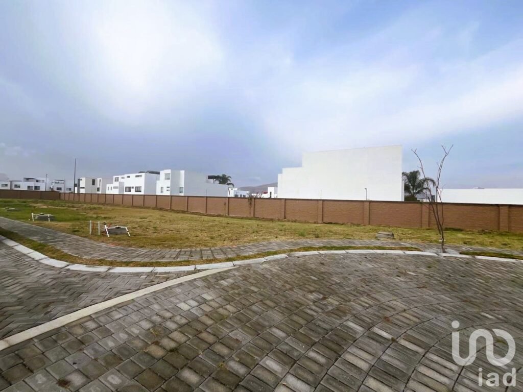 Terreno en venta en Parque Lucerna en Lomas de Angelópilis