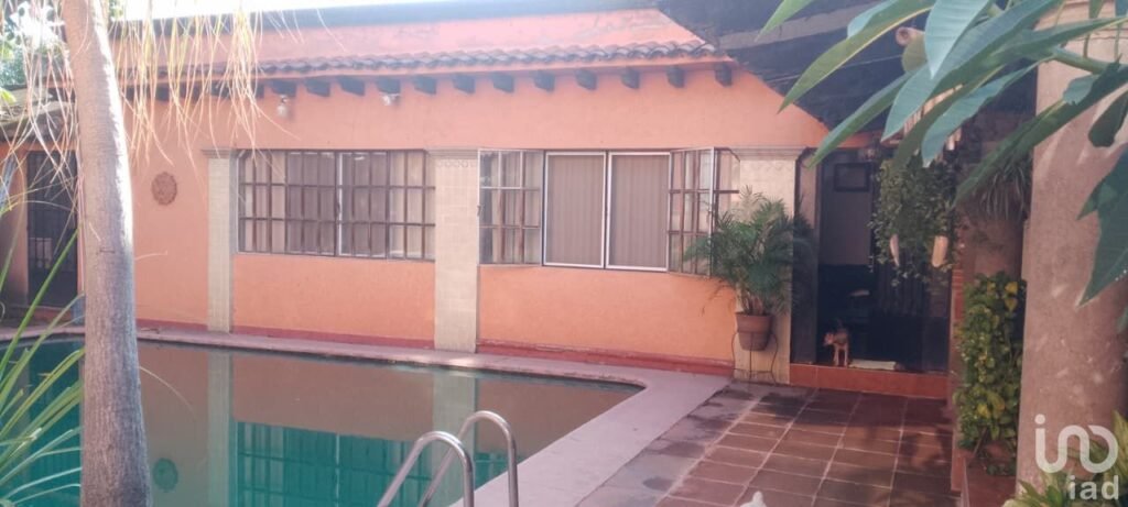 CASA EN VENTA EN CUERNAVACA, COLONIA VICENTE ESTRADA CAJIGAL