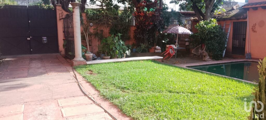 CASA EN VENTA EN CUERNAVACA, COLONIA VICENTE ESTRADA CAJIGAL