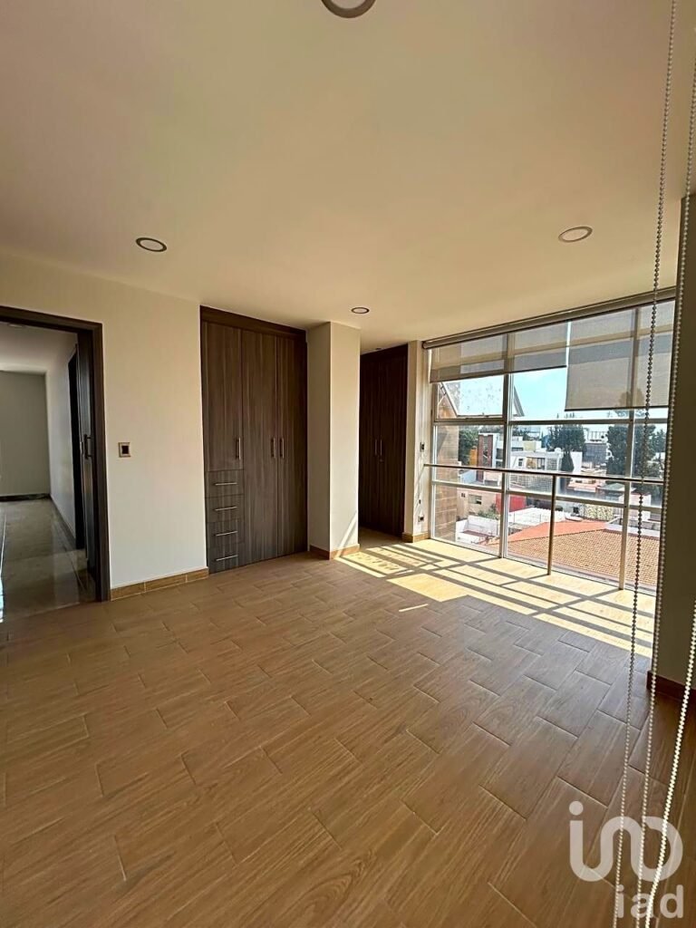 VENTA DEPARTAMENTO COL. EL MIRADOR  (PLAZA DORADA )