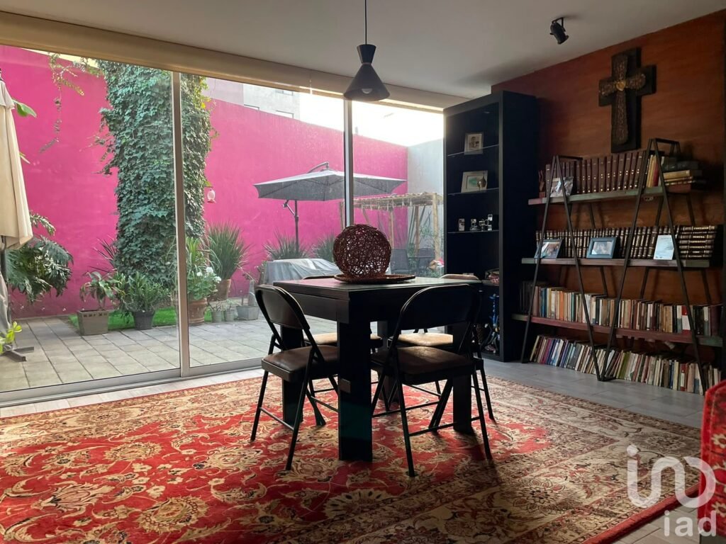 Casa en Venta en Las Aguilas, Alvaro Obregon, CDMX