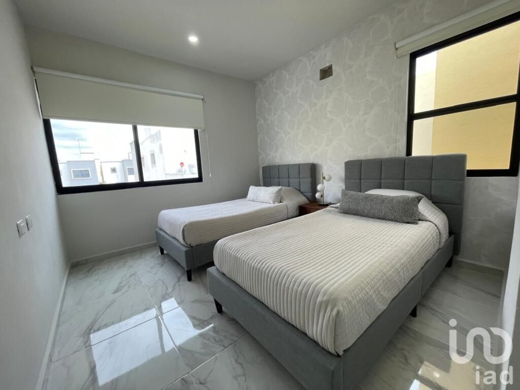 Casa de 3 recámaras con amenidades y excelente ubicación en la zona sur de Cancún.
