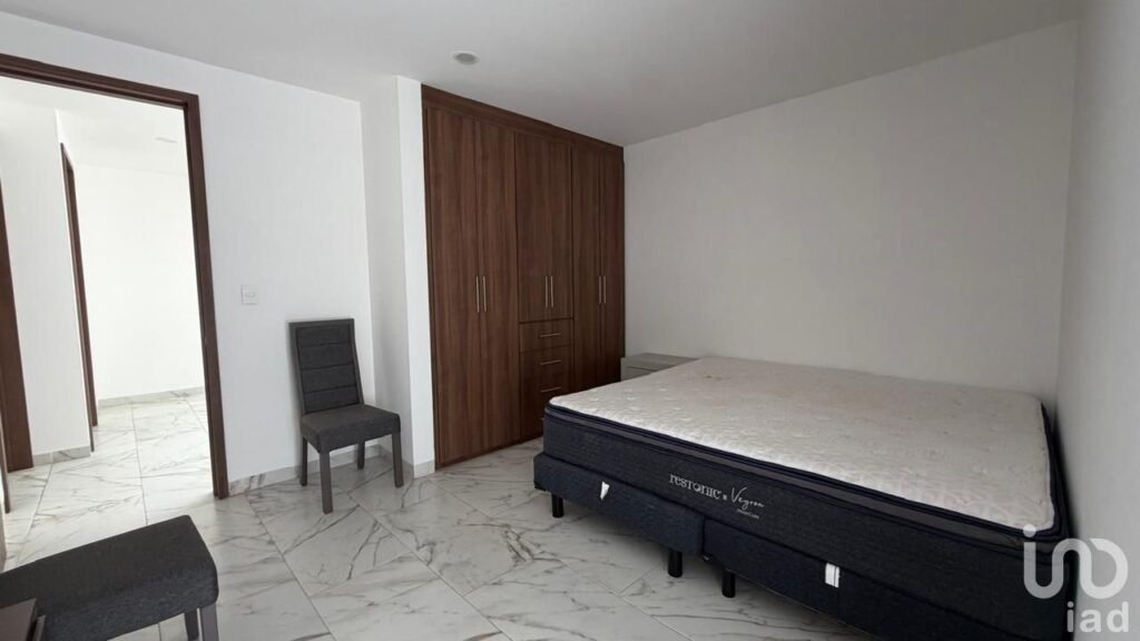 CASA AMUEBLADA EN RENTA ZONA RECTA CHOLULA