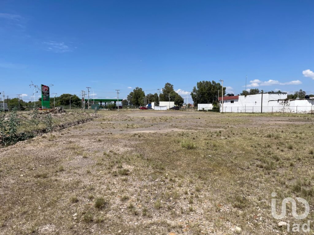Terreno en Venta, Corredor Mezquital, 4,973 m2, cerca de la FENADU