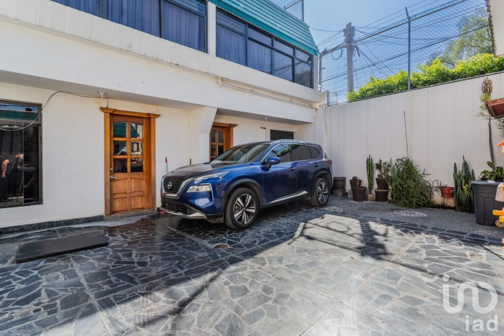 CASA EN VENTA EN ECATEPEC, Cerca del Metro línea B