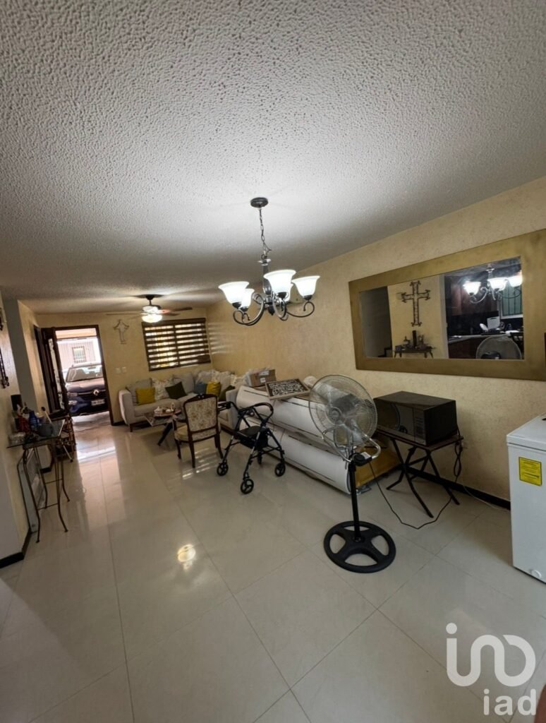 Casa en Venta en C. Paseo Pamplona, Rinconada Colonial, Apodaca N.L.