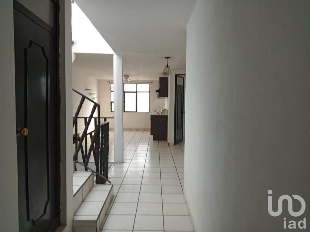 Casa en Venta: ¡Excelente Inversión a Solo 1 Cuadra de La Voz!