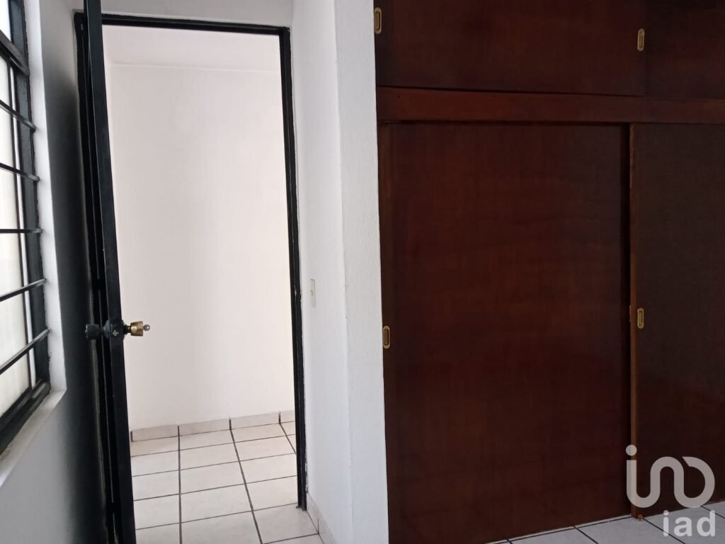 Casa en Venta: ¡Excelente Inversión a Solo 1 Cuadra de La Voz!