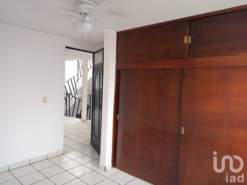 Casa en Venta: ¡Excelente Inversión a Solo 1 Cuadra de La Voz!
