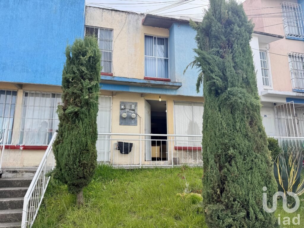 Casa Duplex en Venta en Fuentes de San José, Nicolás Romero, Edo. Méx.