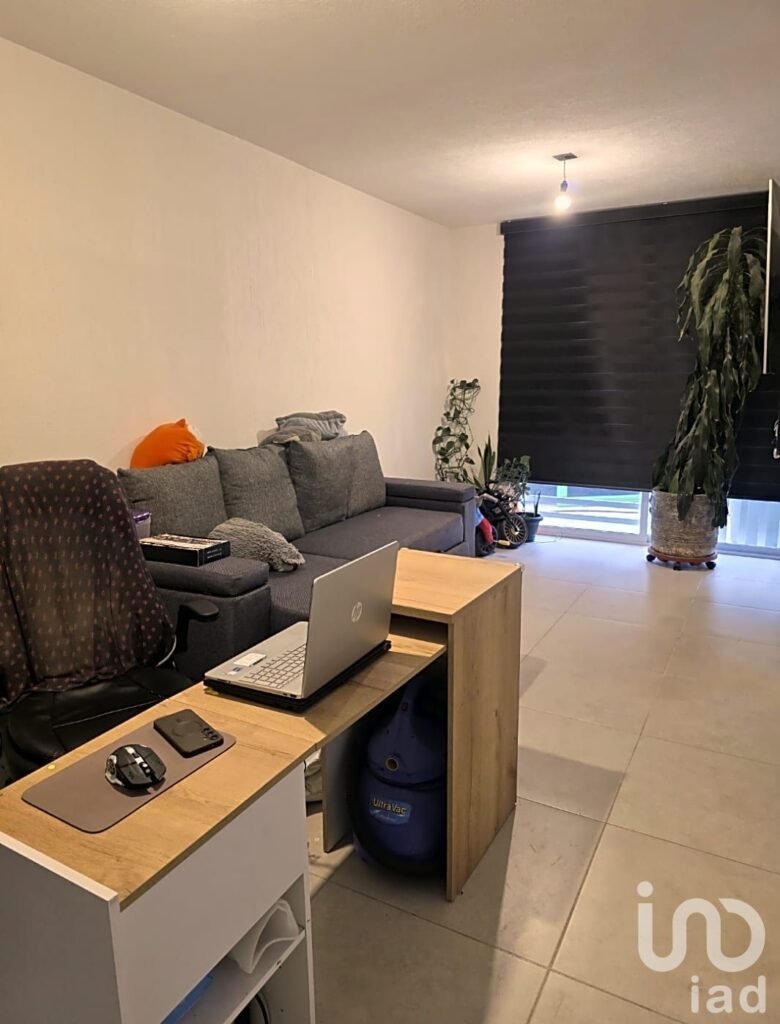 CASA EN VENTA  VILLALBA II JARDIN AMPLIO CONDOMINIO CIGALES 2 EN CORREGIDORA QUERETARO