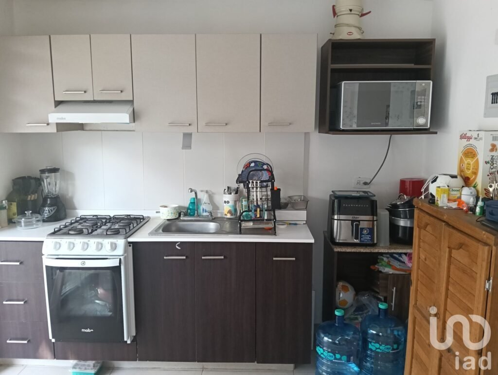 CASA EN VENTA  VILLALBA II JARDIN AMPLIO CONDOMINIO CIGALES 2 EN CORREGIDORA QUERETARO