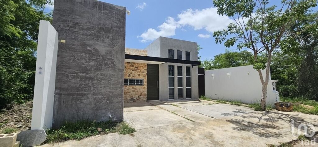 CASA EN VENTA PRIVADA AMARANTA SAN DIEGO CUTZ, CONKAL