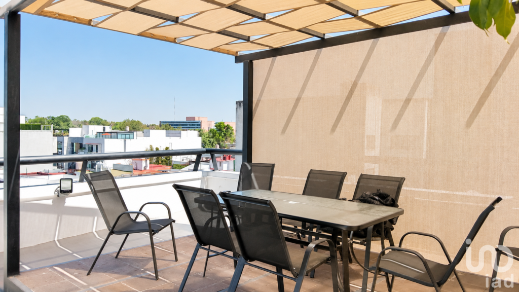 Departamento en Venta de 1 recámara en Residencial Emperadores, BJ, CDMX