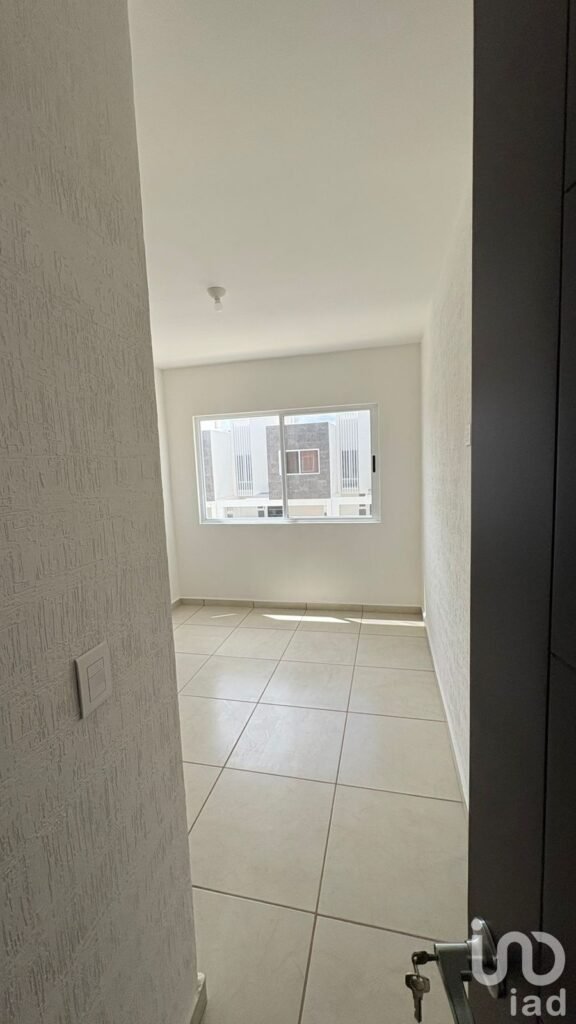 VENTA DE CASA EN JARDINES DEL SUR 6, CANCUN QROO