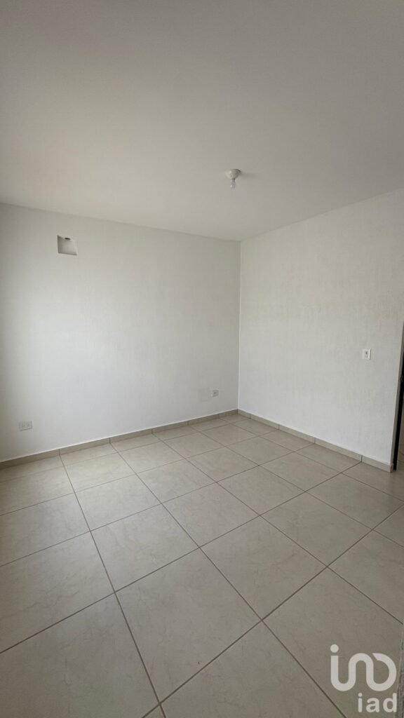VENTA DE CASA EN JARDINES DEL SUR 6, CANCUN QROO