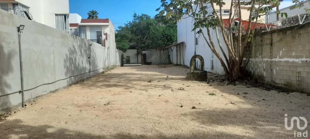 TERRENO EN RENTA DE 500 M² SOBRE AV. COLOSIO, CANCÚN