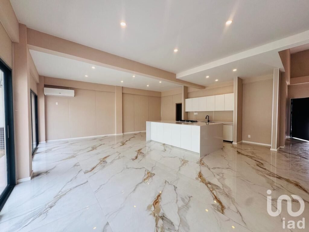 VENTA DE CASA EN RESIDENCIAL VIA CUMBRES, CANCUN