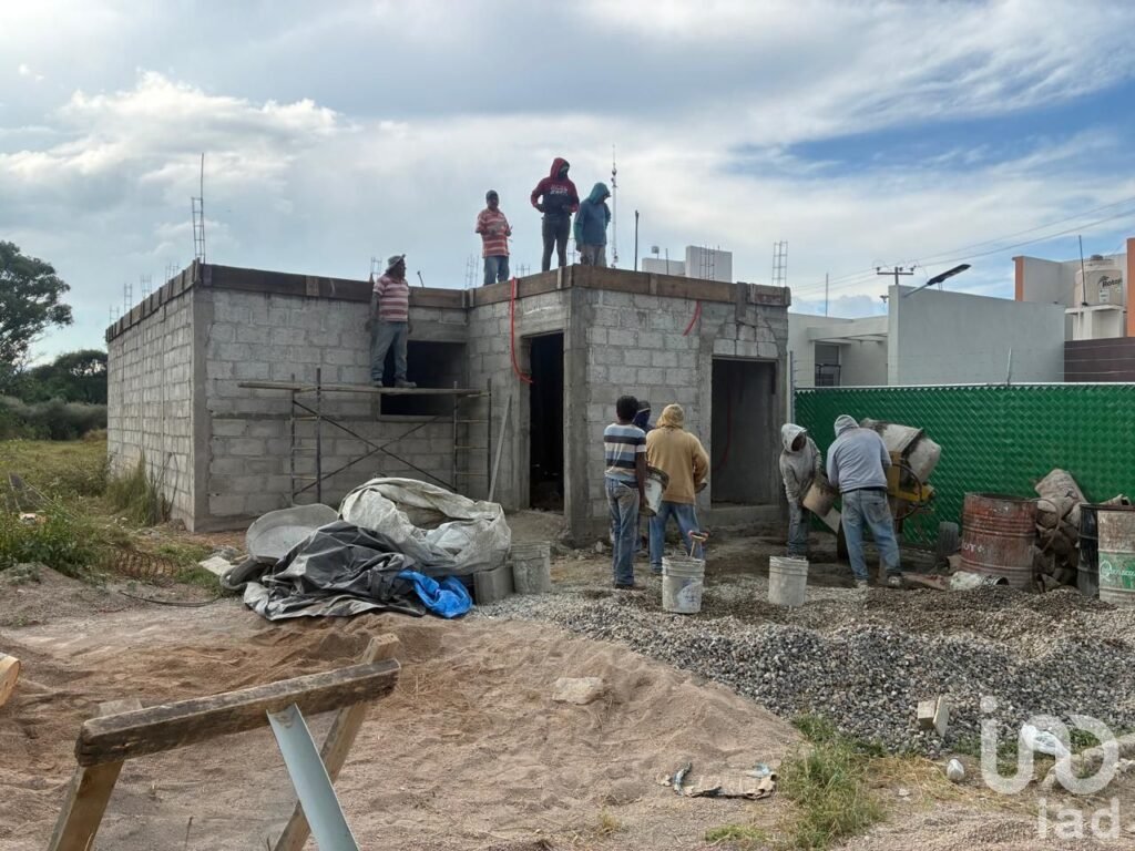 CASA EN PREVENTA EN COLÓN QUERÉTARO