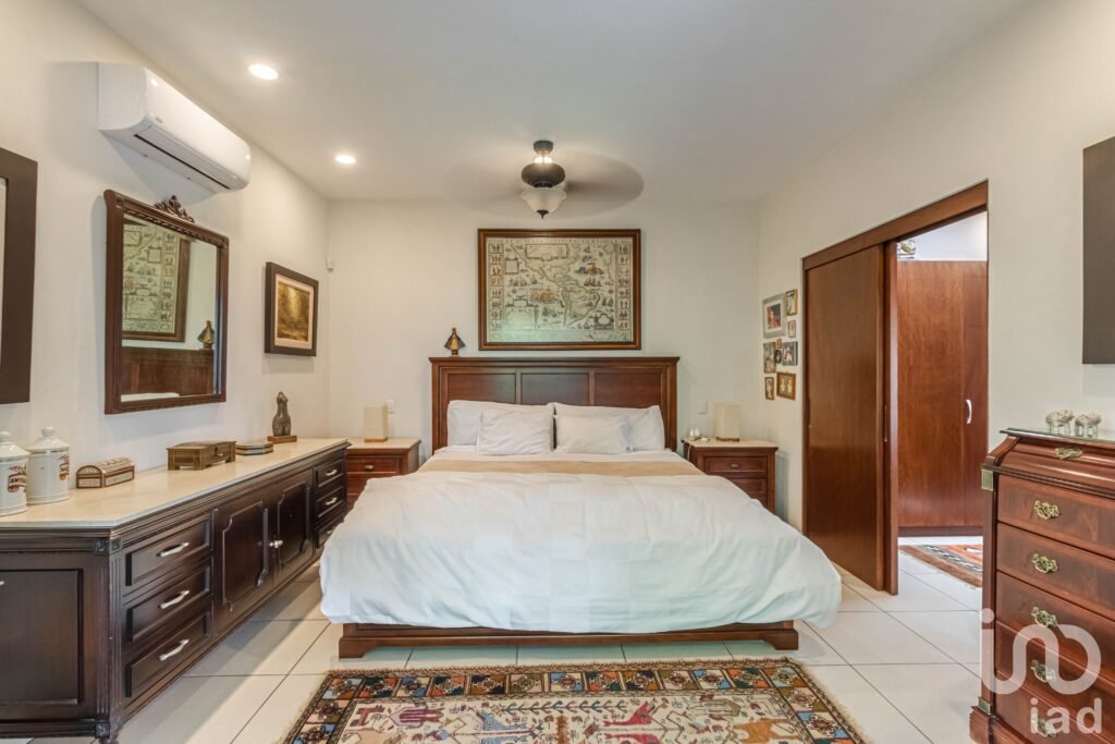 Vendo Exclusiva Residencia Contemporánea con Vista a las Montañas, Cuernavaca
