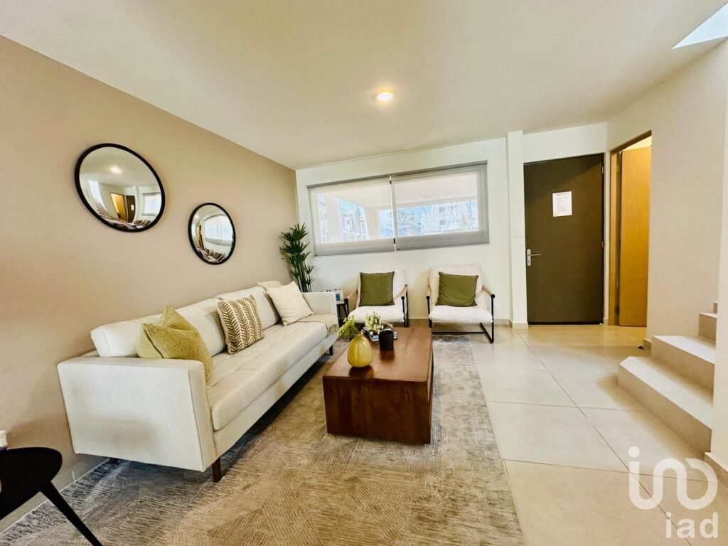 Casa en Venta Zona Residencial en García, Incluye COCINA * y Puertas de Seguridad $2,810,000