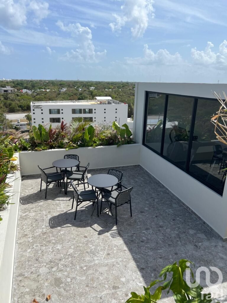 Departamento Moderno de 1 Habitacion en Venta en Playa Del Carmen