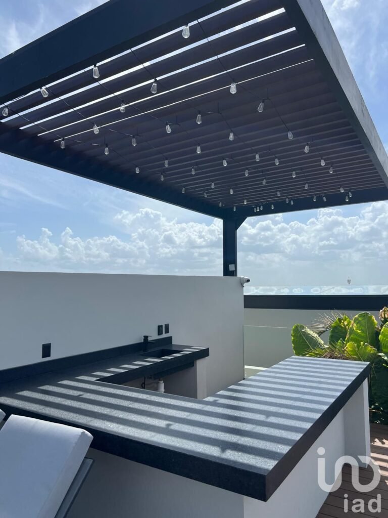 Departamento Moderno de 1 Habitacion en Venta en Playa Del Carmen