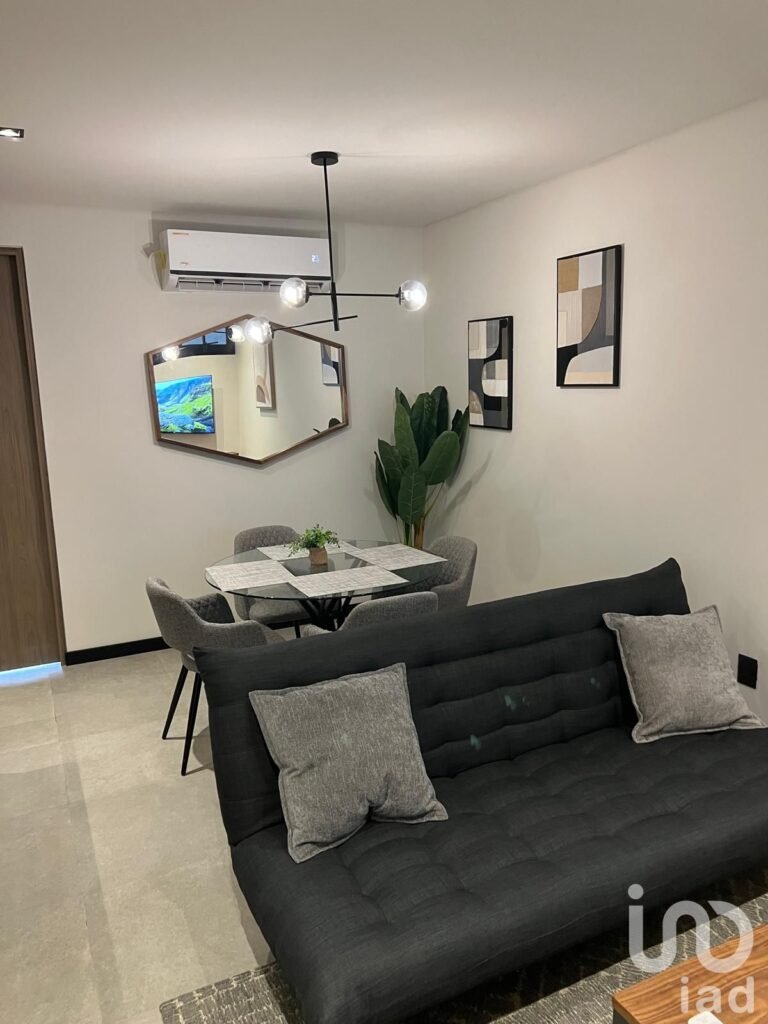 Departamento Moderno de 1 Habitacion en Venta en Playa Del Carmen