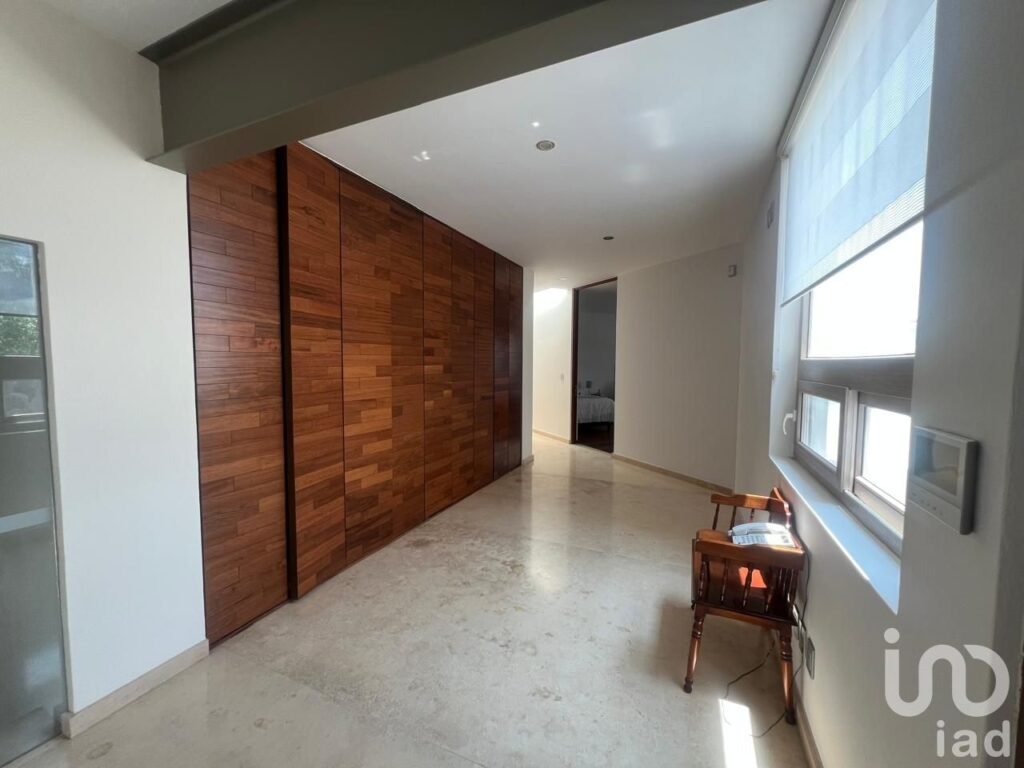 EXCLUSIVA CASA EN EL CAMPANARIO