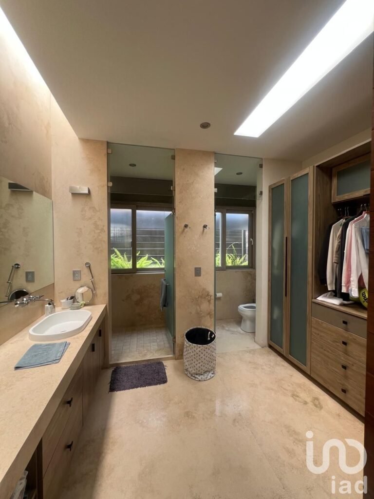 EXCLUSIVA CASA EN EL CAMPANARIO