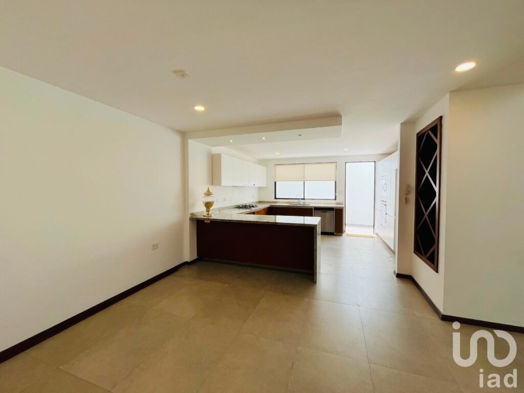 Casa en Renta en esquina en Parque Zacatecas, Cascatta