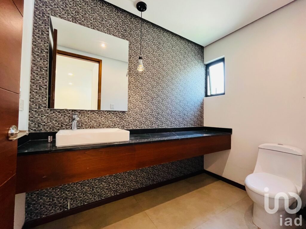 Casa en Renta en esquina en Parque Zacatecas, Cascatta
