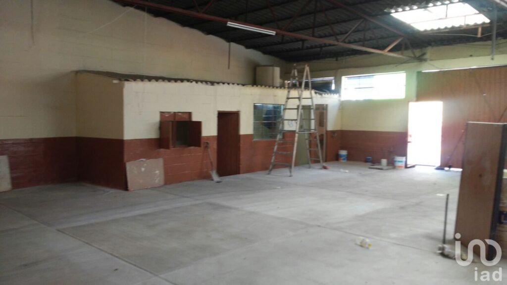 Bodega en Venta en calle Lluvia de Oro, Colonia Los Ángeles Apanoaya